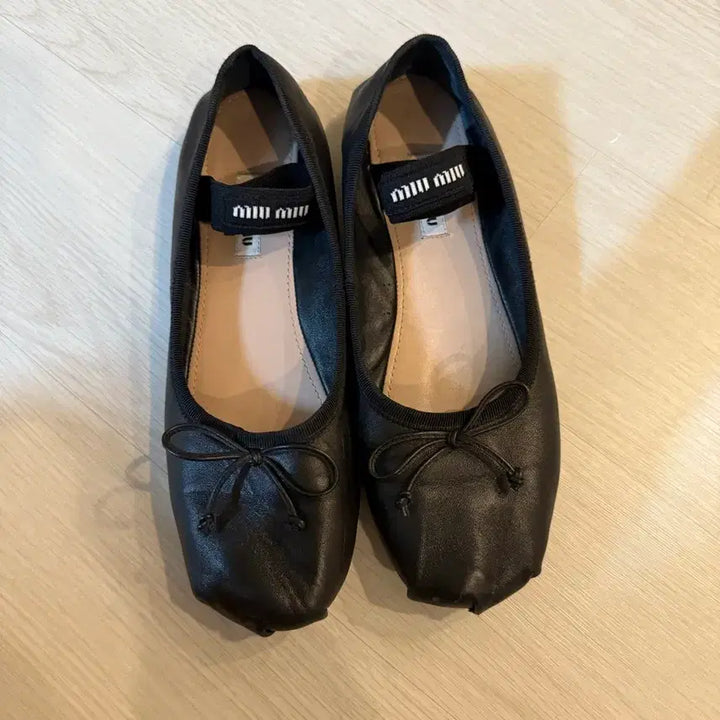[BUNJANG] Miu Miu Ballerina Flats (Leather) / 미우미우발레리나플랫(레더)