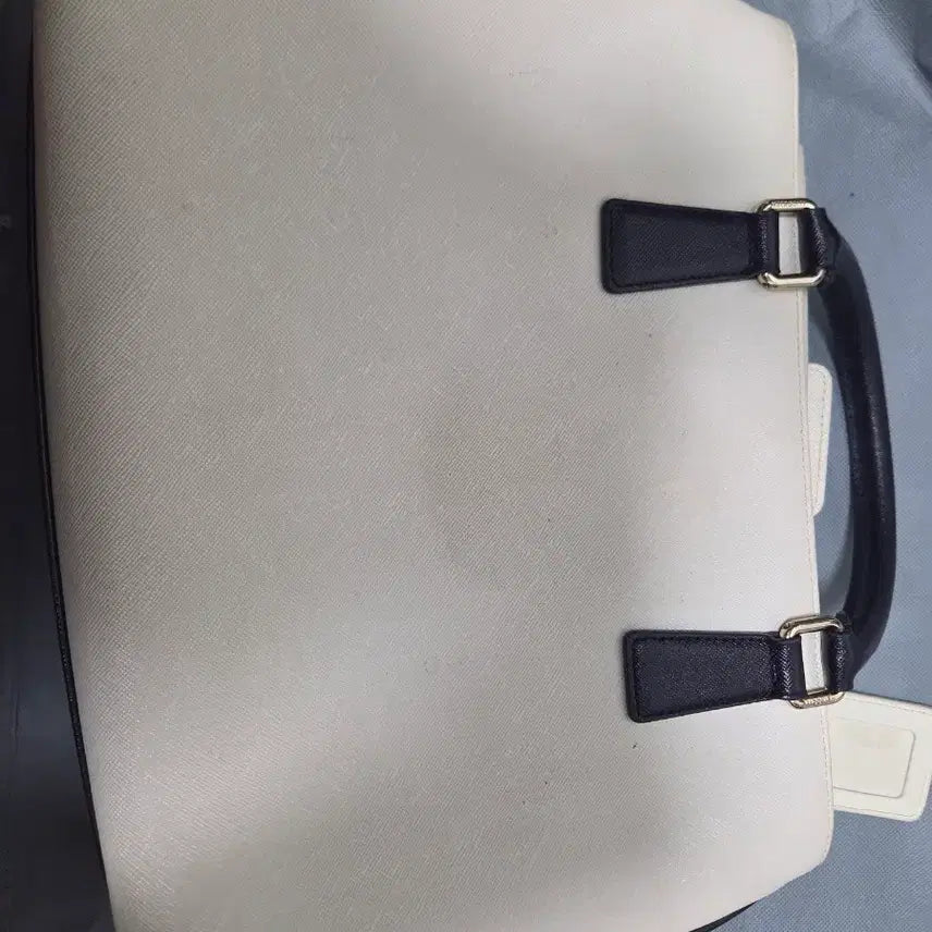 [SOLD OUT] [메트로시티] 토트겸 크로스백 M231MF0406