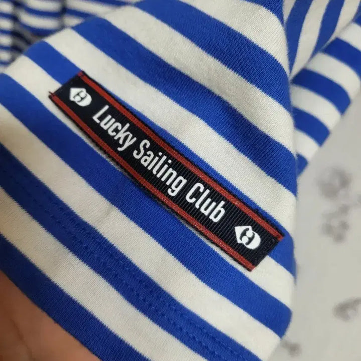 [BUNJANG] Lucky Chouette Striped Long Sleeve T-Shirt / 럭키슈에뜨 티셔츠 38