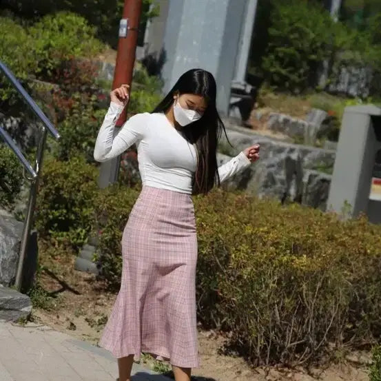 [BUNJANG] Hari People Checkered Mermaid Long Skirt / 하리피플) 체크 롱 스커트 핑크 머메이드 치마