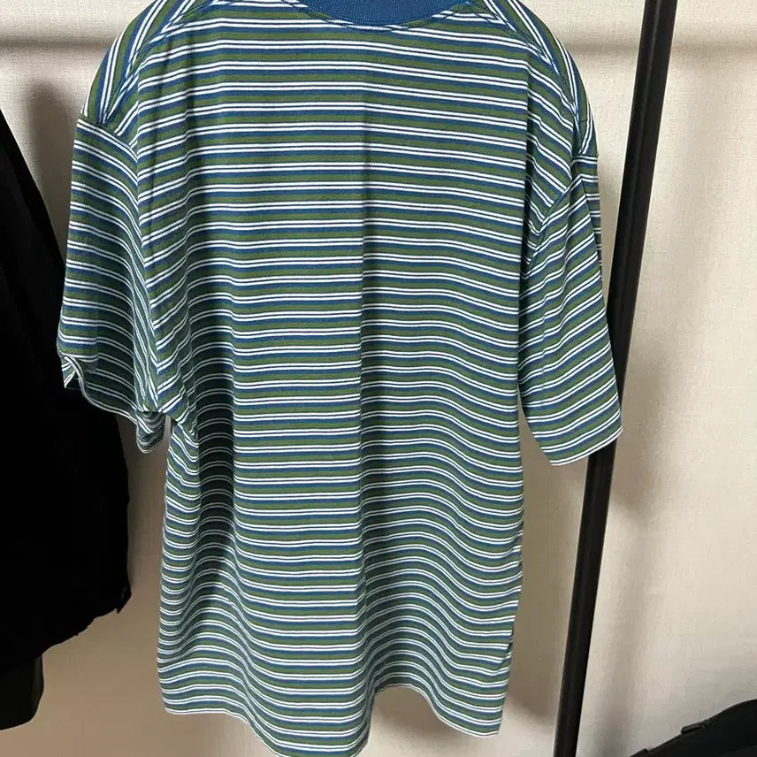 [SOLD OUT] 단톤 스트라이프 반팔 xl