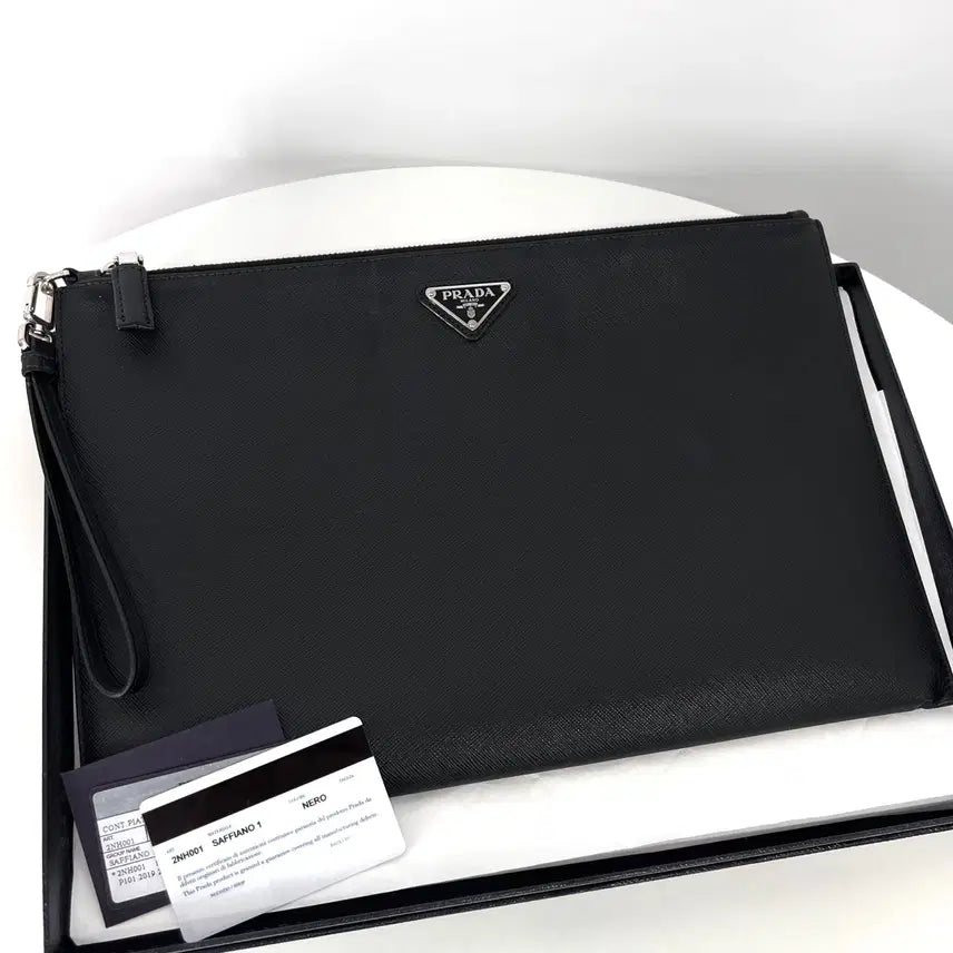 [BUNJANG] Prada Saffiano Triangle Logo Clutch Bag / [100%정품] 프라다 사피아노 삼각로고 클러치백 블랙 (2NH001)