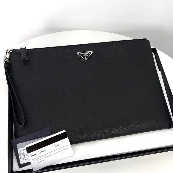 [BUNJANG] Prada Saffiano Triangle Logo Clutch Bag / [100%정품] 프라다 사피아노 삼각로고 클러치백 블랙 (2NH001)