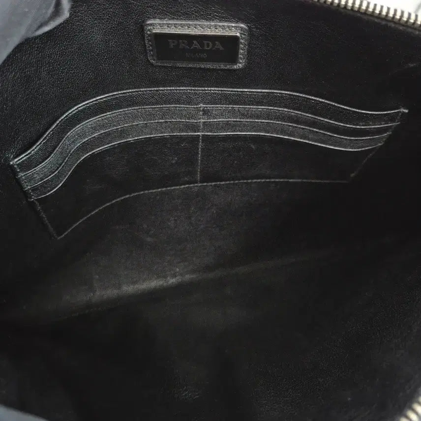 [BUNJANG] Prada Saffiano Triangle Logo Clutch Bag / [100%정품] 프라다 사피아노 삼각로고 클러치백 블랙 (2NH001)