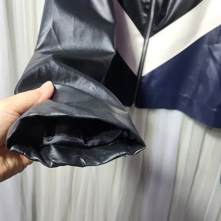 [BUNJANG] Crunky Youth Color Block Crop Leather Jacket / 크렁키유스 crunky_youth 배색 크롭 레더 자켓