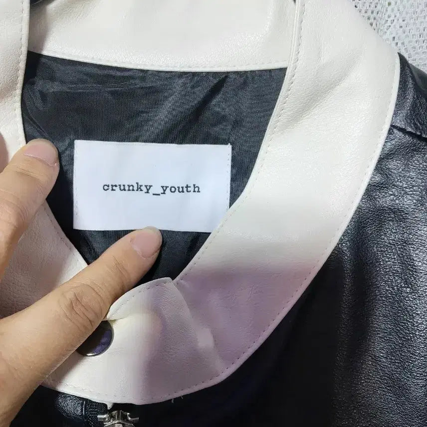 [BUNJANG] Crunky Youth Color Block Crop Leather Jacket / 크렁키유스 crunky_youth 배색 크롭 레더 자켓
