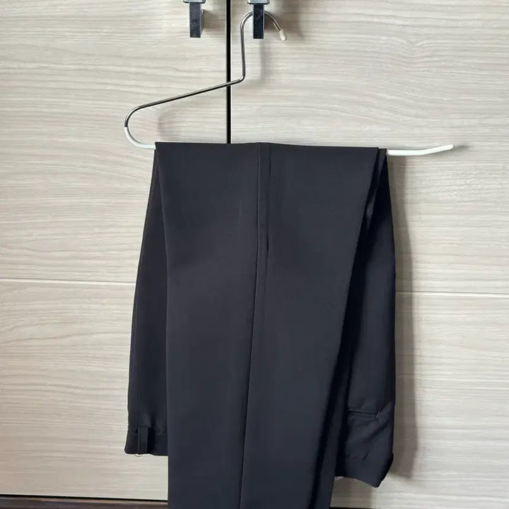 [SOLD OUT] 검정색 슬랙스