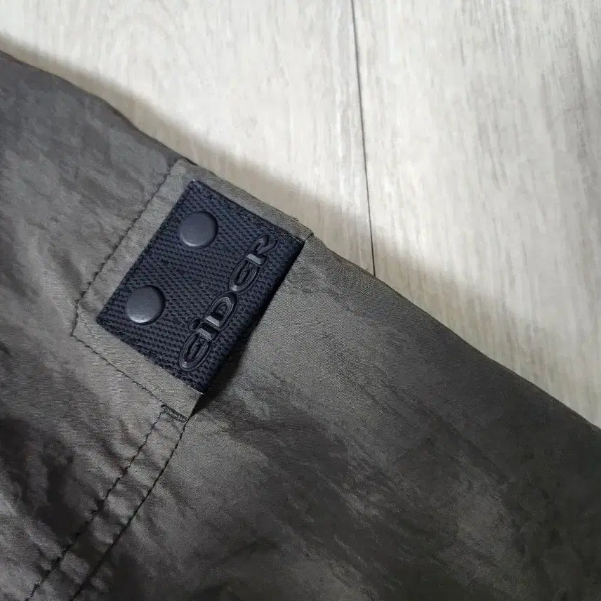 [SOLD OUT] (상태최고)아이더 남성바람막이점퍼(L)100