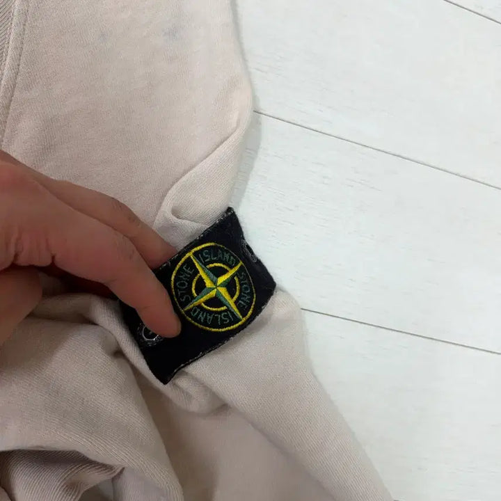 [BUNJANG] Stone Island Hooded Zip-Up L Size / 스톤아일랜드 후드 집업 L 사이즈  상태 8.0/10  연한 살구색 느낌