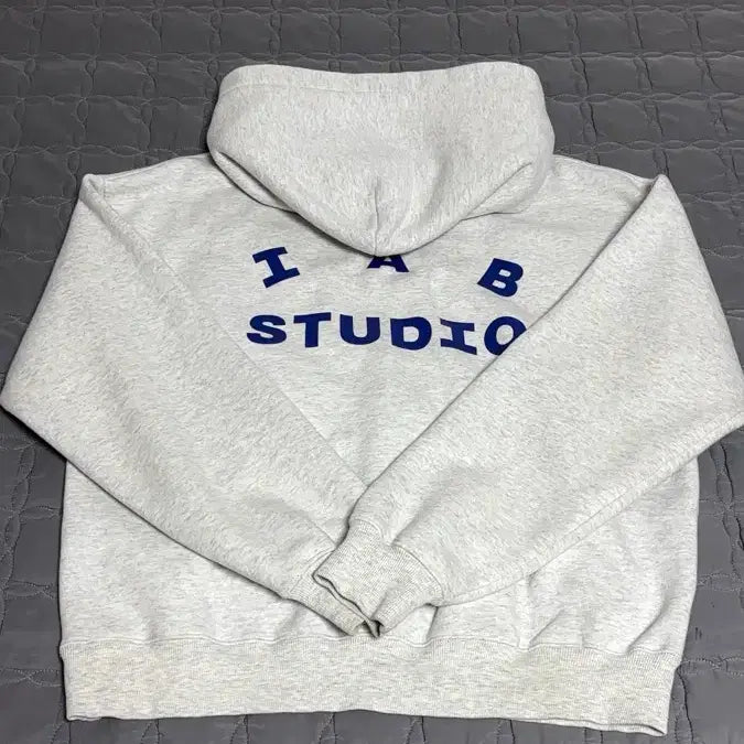 [SOLD OUT] 아이앱 스튜디오 후드티 라이트그레이 M