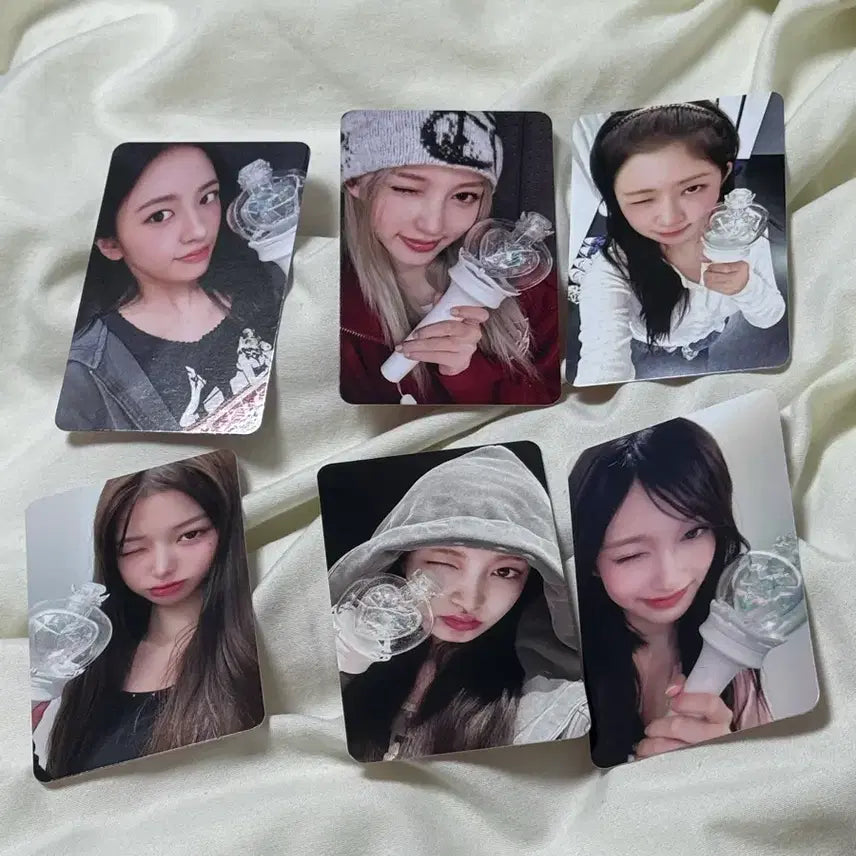 [BUNJANG] IVE Official Light Stick Ver. 2 POB Photocard Set / 아이브 IVE 응원봉 버전2 특전 포토카드 (6종 1세트)