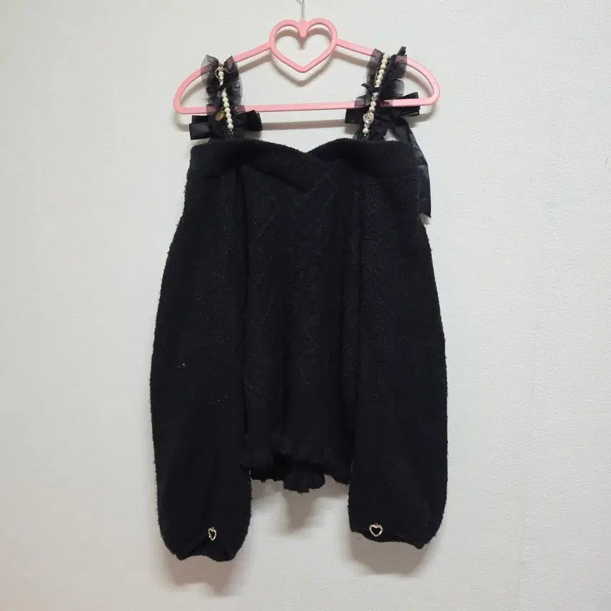 [BUNJANG] Liz Lisa Black Off-Shoulder Knit / 정품) 희귀 리즈리사 블랙 오프숄더 니트