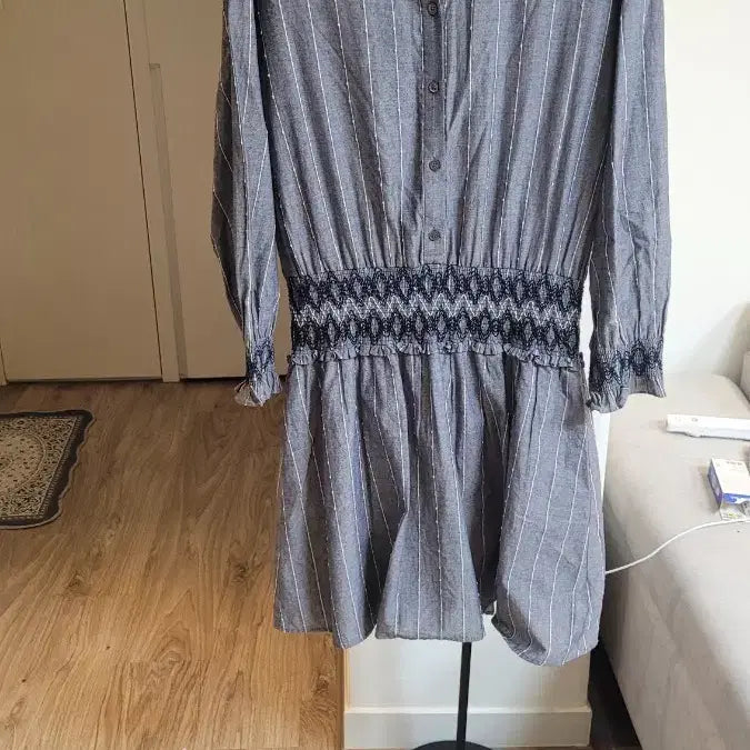 [BUNJANG] Maje Linen Blend Striped Dress - Size 1 / 마쥬 maje 린네소재 원피스 -1사이즈