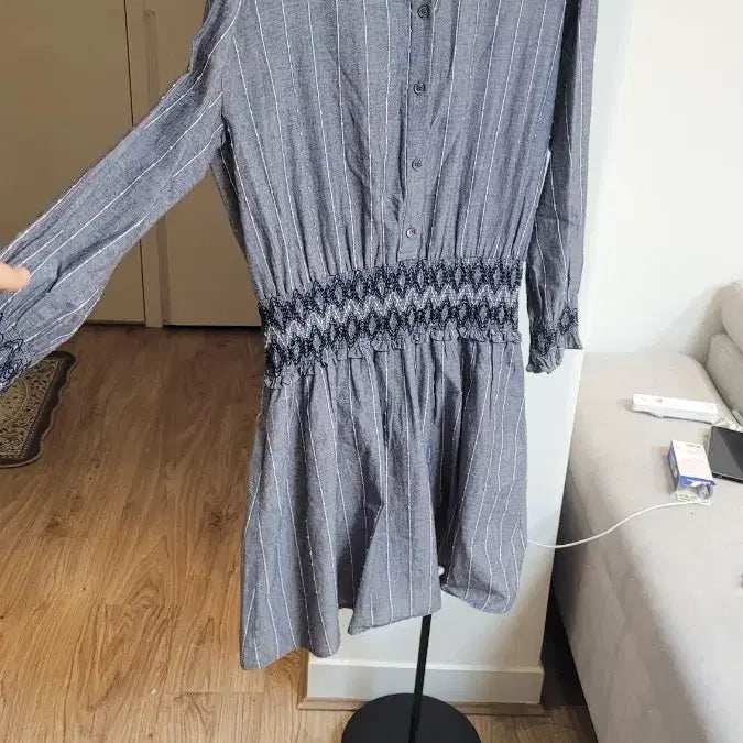 [BUNJANG] Maje Linen Blend Striped Dress - Size 1 / 마쥬 maje 린네소재 원피스 -1사이즈