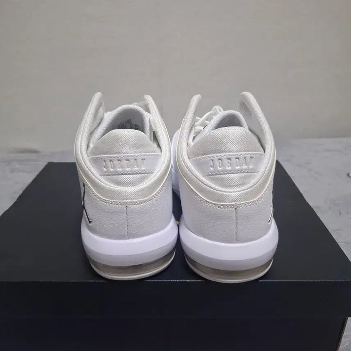 [BUNJANG] Nike Jordan Flight Origin 4 295mm Shoes / 나이키 조던플라이트 오리진 4 295mm 새상품