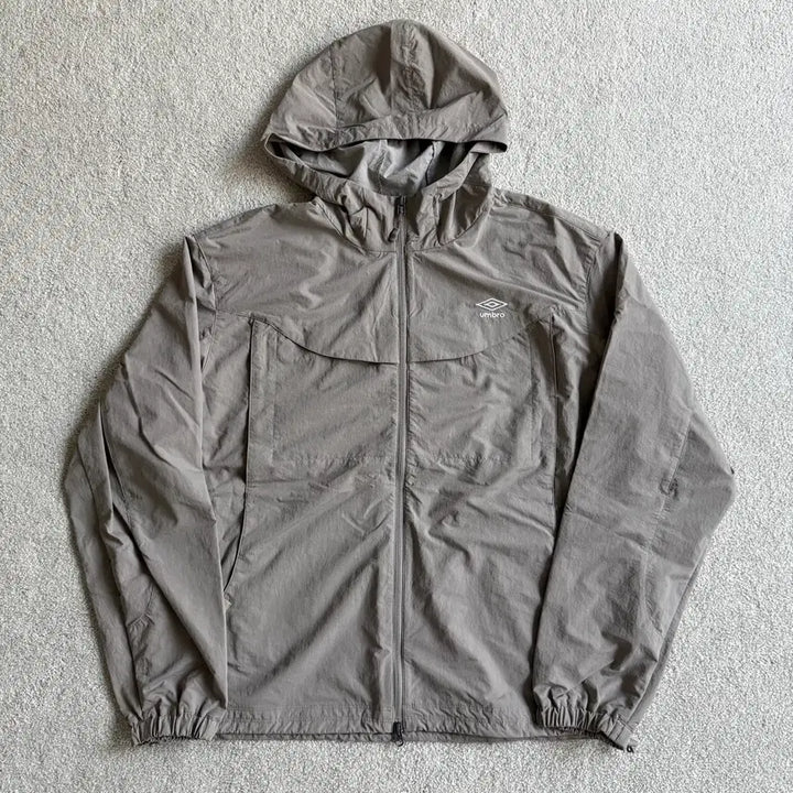 [BUNJANG] Umbro Highway Ventilated Hooded Windbreaker Jacket / 엄브로 하이웨이 벤틸 후드 바람막이 자켓