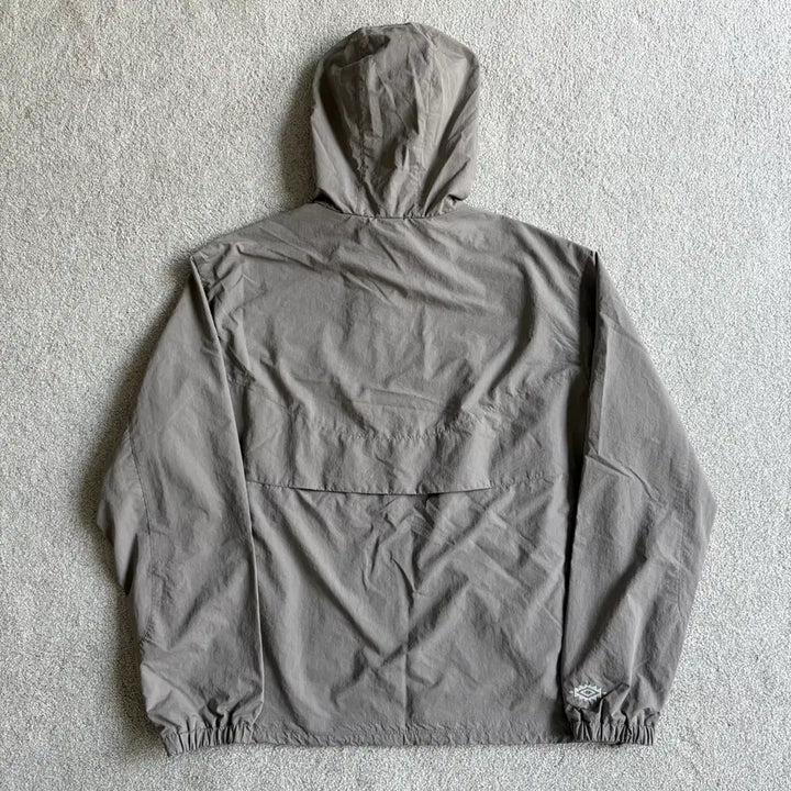 [BUNJANG] Umbro Highway Ventilated Hooded Windbreaker Jacket / 엄브로 하이웨이 벤틸 후드 바람막이 자켓