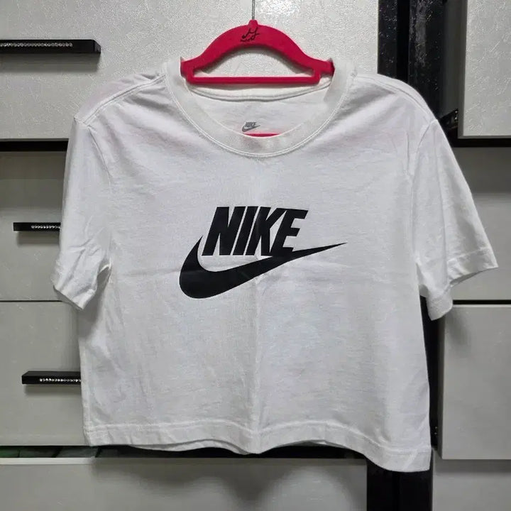 [BUNJANG] Nike Crop T-shirt White / 나이키 반팔 크롭 티셔츠 화이트