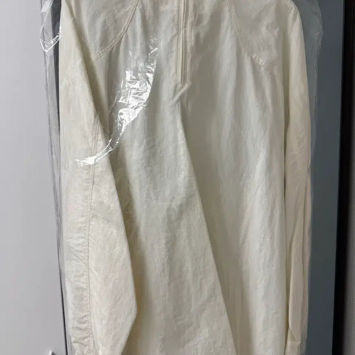 [SOLD OUT] 택달린새상품) 에토스 벌룬 스트링 맨투맨