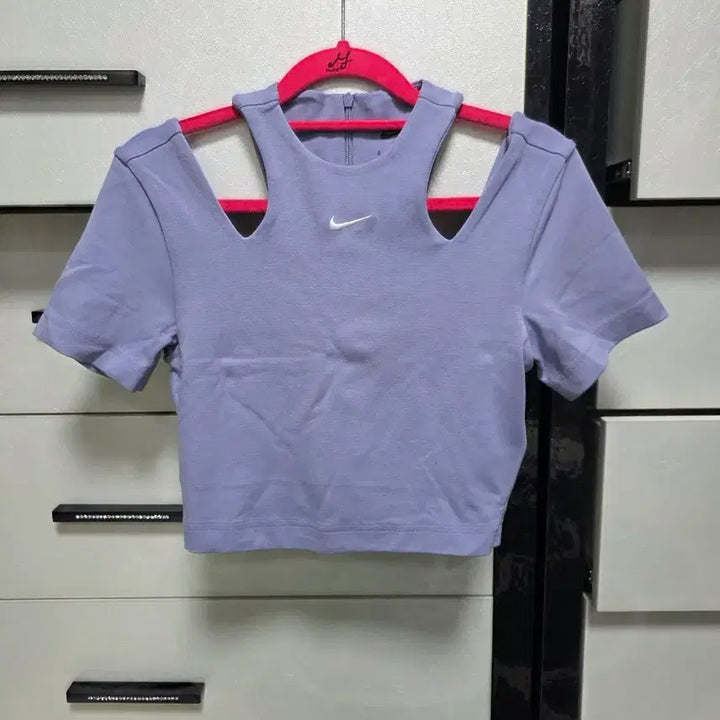 [BUNJANG] Nike Cutout Purple T-shirt / 나이키 퍼플 컷아웃 반팔 티셔츠