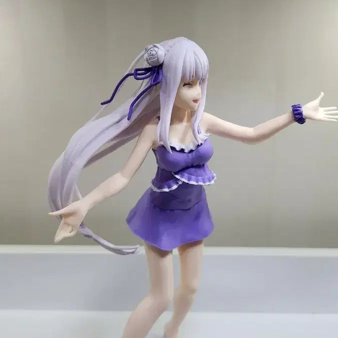 [BUNJANG] Re:Zero Emilia EXQ Pajamas Figure / 리제로 에밀리아 EXQ 잠옷 피규어