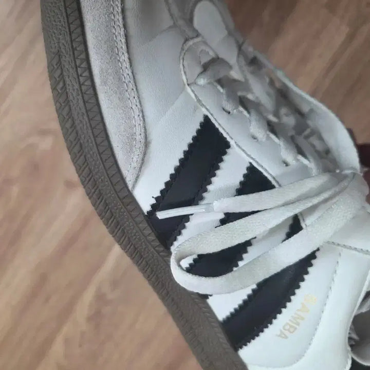[BUNJANG] Adidas Samba White and Black Sneakers / 아디다스 삼바 흰검 운동화