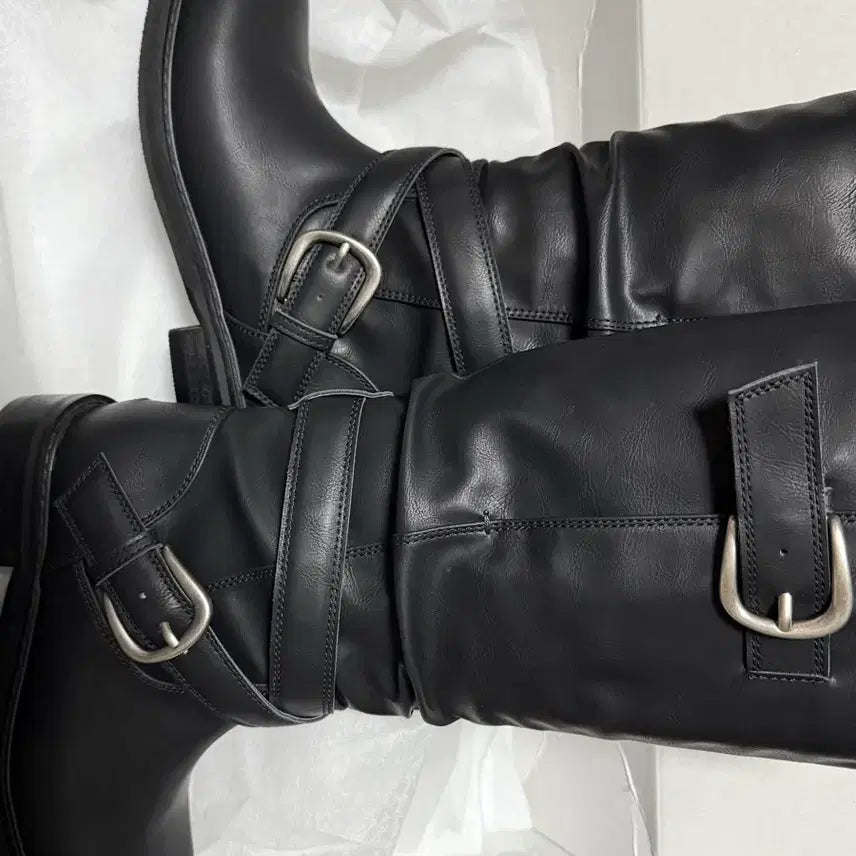 [BUNJANG] Kiyo Raven Foldable Buckle Boots - Black / 기호 Raven Foldable Buckle Boots 블랙 230