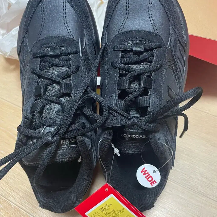 [BUNJANG] New Balance 452 Black Sneakers / 뉴발란스 452 블랙