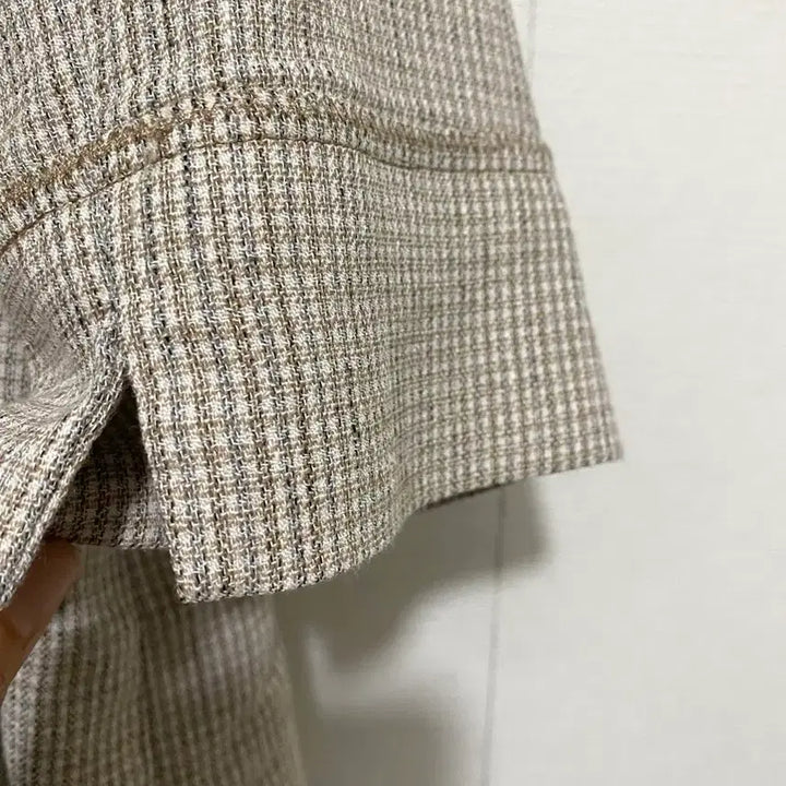 [SOLD OUT] 더레노마 마혼방 체크카라넥 하프 자켓 23SS