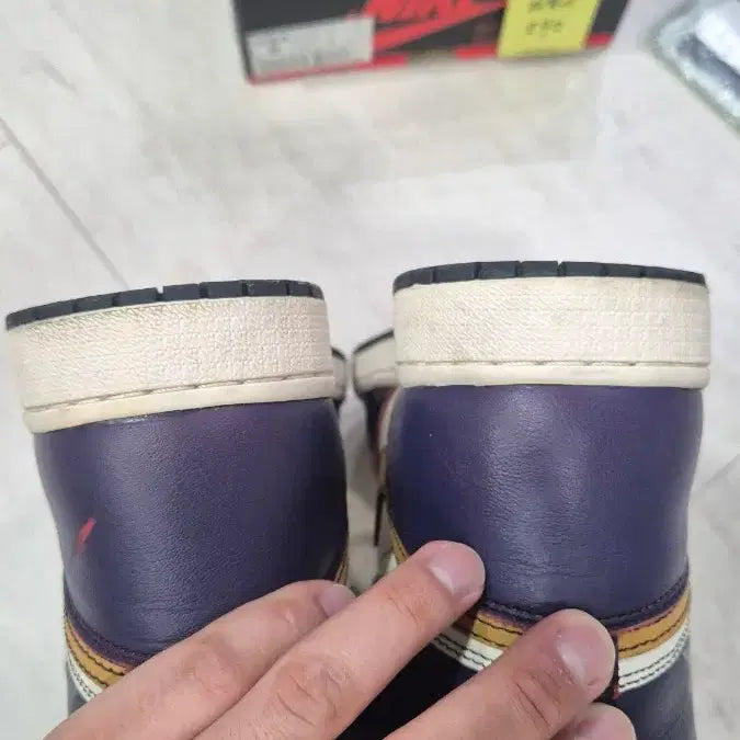 [BUNJANG] Nike Jordan 1 SB LA to Chicago Sneakers / [270] 조던1 SB 라투시 (LA TO CH)