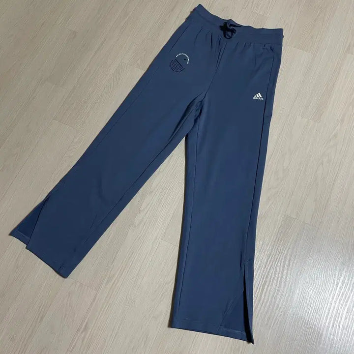 [SOLD OUT] (새제품) adidas아디다스 스포츠웨어 트레이닝 팬츠 바지 S
