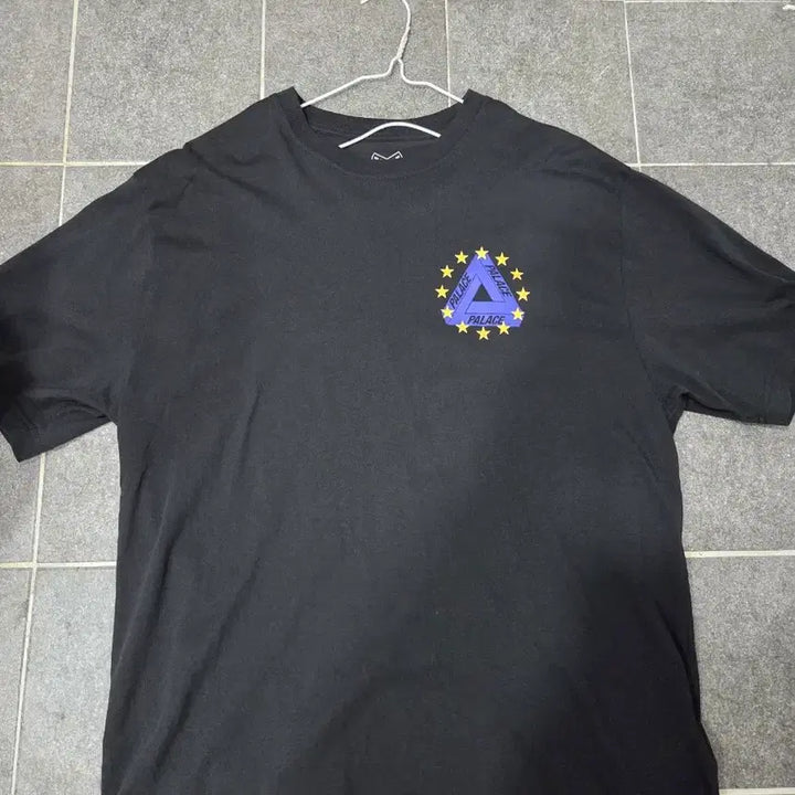 [BUNJANG] Palace EU Tri T-Shirt Black / (L) 팔라스 EU 트라이 티셔츠 블랙 - 25FW