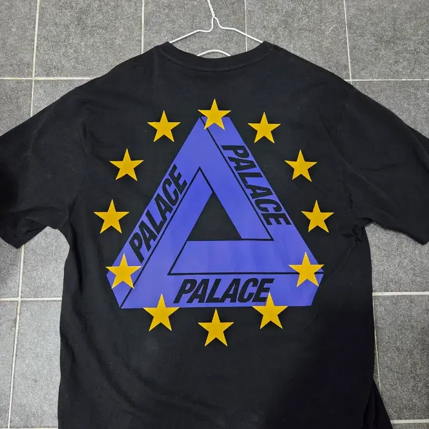 [BUNJANG] Palace EU Tri T-Shirt Black / (L) 팔라스 EU 트라이 티셔츠 블랙 - 25FW