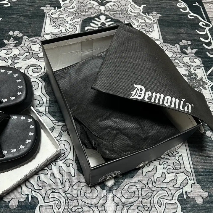 [BUNJANG] Demonia Skull Sandals Platform Slippers Gothic Punk / 데모니악 해골 샌들 굽 슬리퍼 펑크 고스 고딕