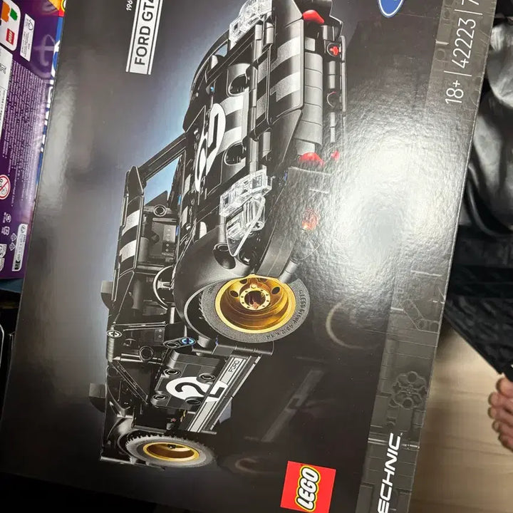 [BUNJANG] Lego Ford GT40 MK II (42223) Unsealed / 레고 42223 테크닉 포드 GT40 MK II 미개봉