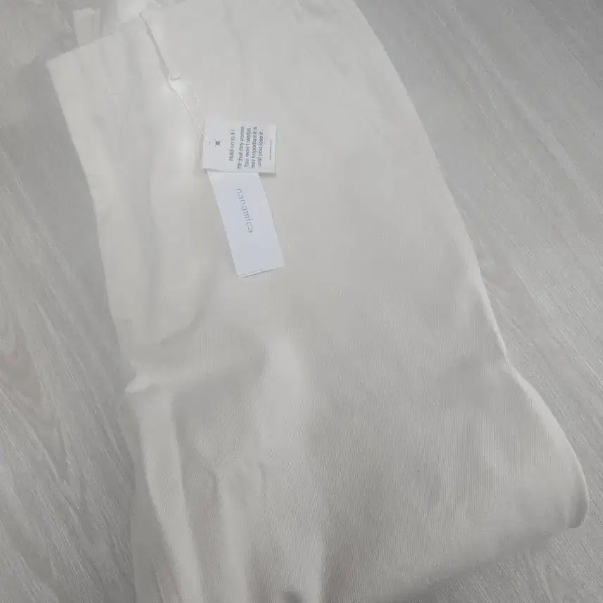 [BUNJANG] Nanamica Wide Denim Pants Ecru - Size 36 / 나나미카 와이드 데님 팬츠 에크루- 36 사이즈