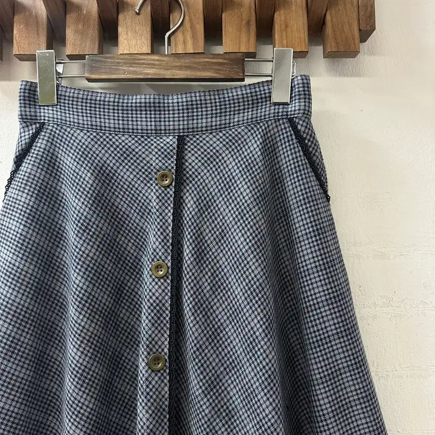 [BUNJANG] Axes Femme Check Pattern Button Flare Skirt / 일본빈티지 엑시즈팜 Axes Femme 체크 패턴 버튼 플레어 스커트