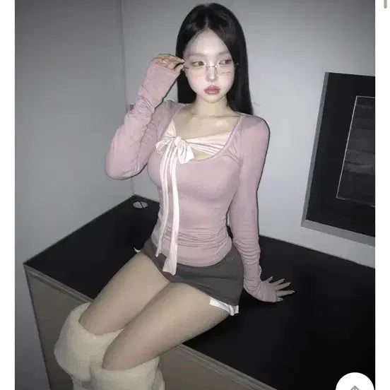 [SOLD OUT] 새상품) meego 리본 티셔츠 발레코어 에이블리 지그재그