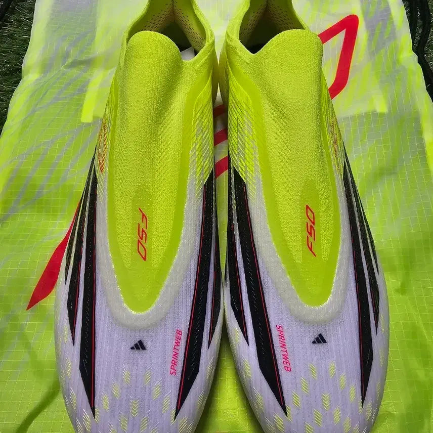 [SOLD OUT] [한정수량타임세일]F50 엘리트 LL AG Born for goals팩