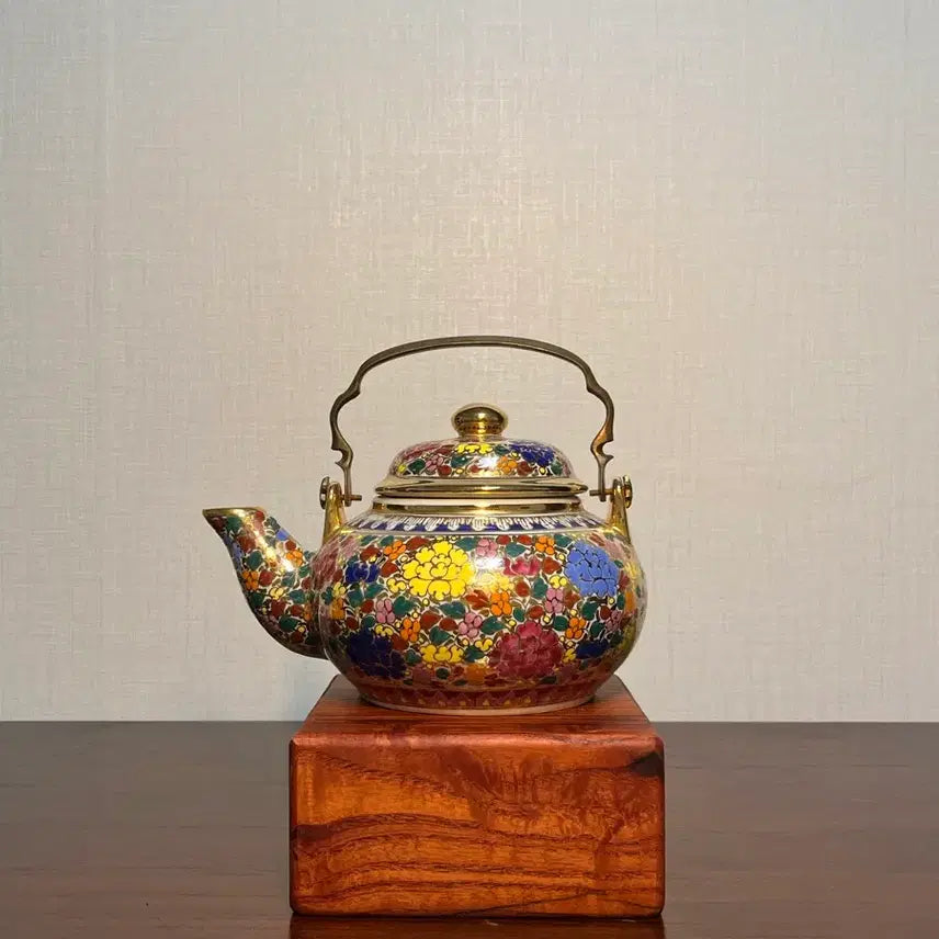 [BUNJANG] Japanese Porcelain Floral Teapot (Copper Handle) / 일본 도자기 화훼문 주전자 (동 손잡이)