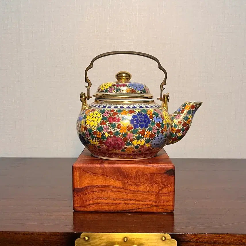 [BUNJANG] Japanese Porcelain Floral Teapot (Copper Handle) / 일본 도자기 화훼문 주전자 (동 손잡이)