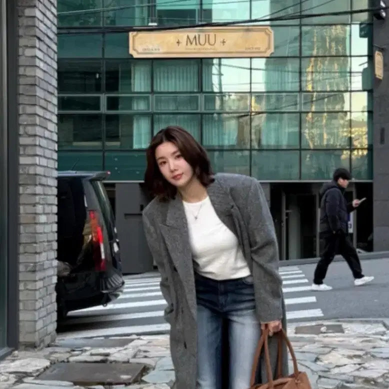[BUNJANG] OSOI Shell Brot Black Tote Bag / OSOI 오소이 쉘 브로트 블랙 토트백 소가죽