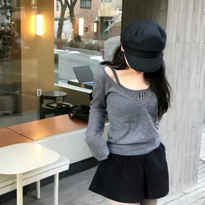 [BUNJANG] Re:ye V-Neck Knit Sweater / 레예 브이넥 니트