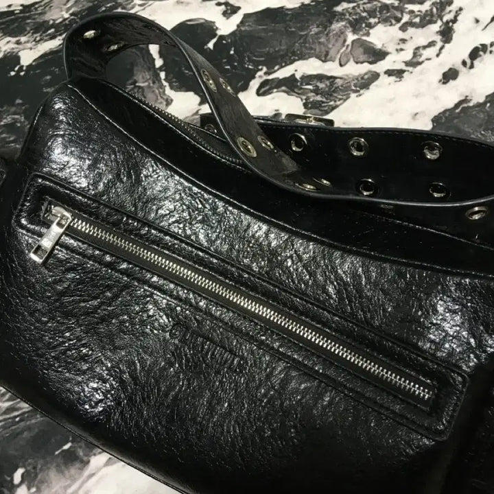 [BUNJANG] Fortress Bag Black / 블랙퍼플 포트리스 백 Fortress Bag_Black