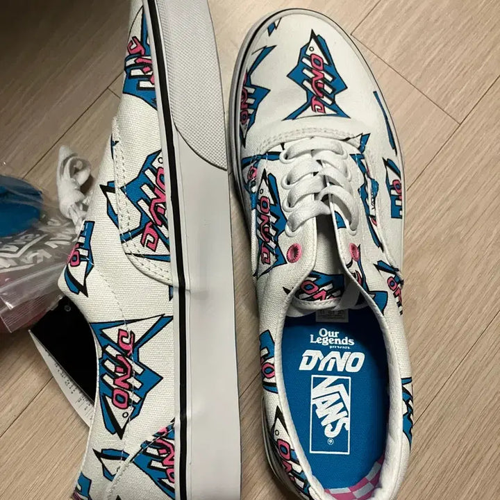 [BUNJANG] Vans Our Legend Collaboration Sneakers / 반스 아워레전드 콜라보 280사이즈 팝니다