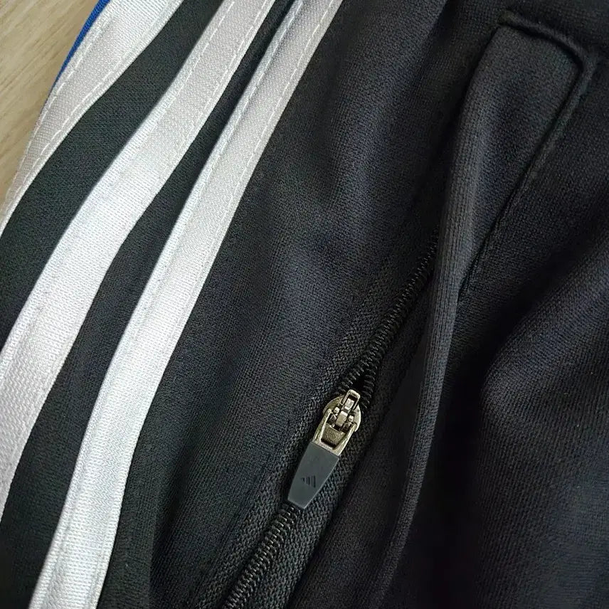 [BUNJANG] Adidas Three Stripes Training Suit Set Black / 아디다스 삼선 트레이닝복 세트 블랙