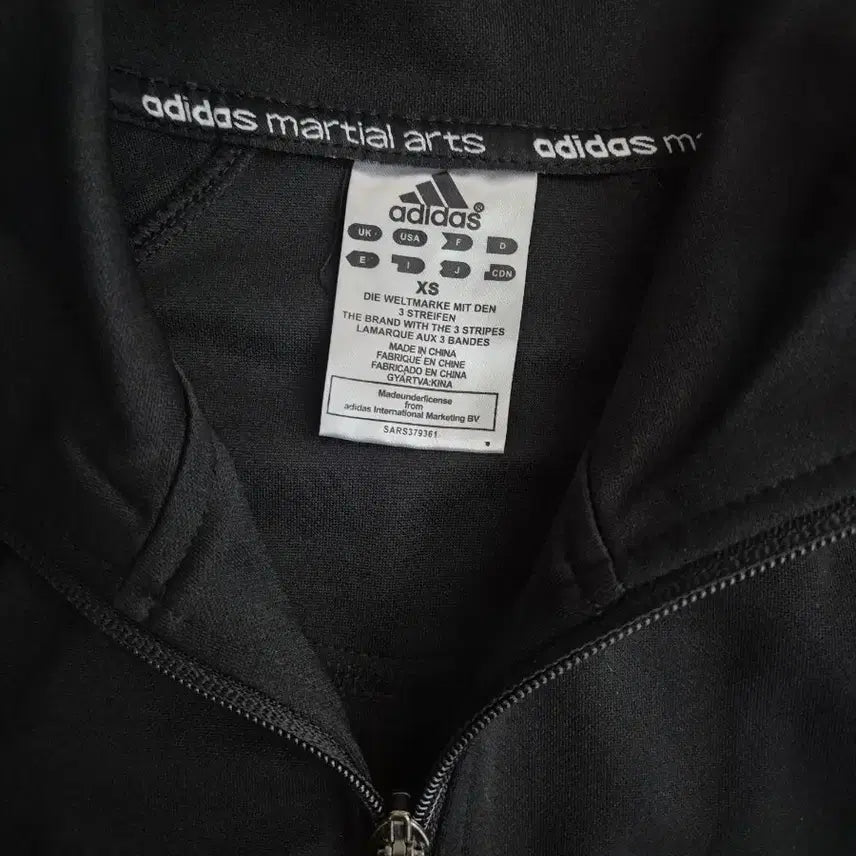 [BUNJANG] Adidas Three Stripes Training Suit Set Black / 아디다스 삼선 트레이닝복 세트 블랙