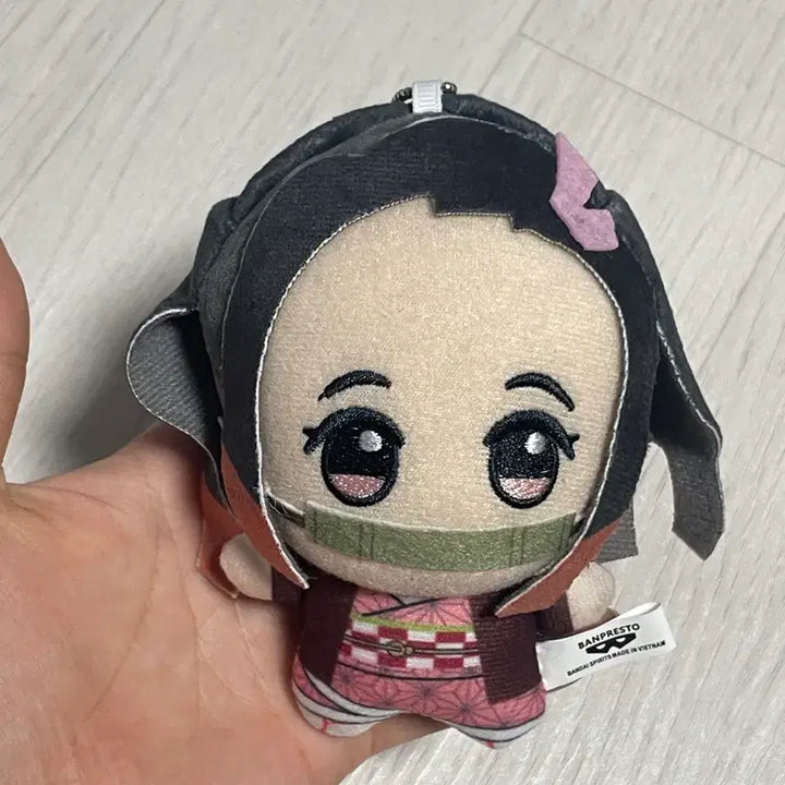 [BUNJANG] Demon Slayer Nezuko Doll Keychain / 귀멸의 칼날 네즈코 인형 키링 판매합니다!!