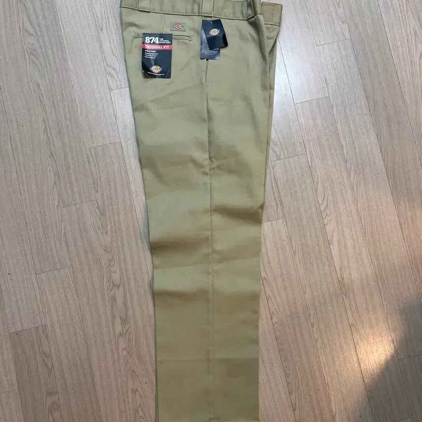 [BUNJANG] Dickies 874 Work Pants Khaki / (새상품)디키즈 874 워크팬츠 카키 36*32이나 (34사이즈 추천)