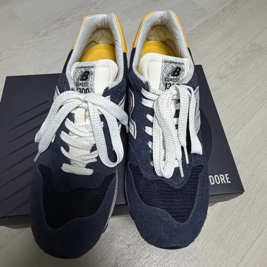 [SOLD OUT] (265)뉴발란스x에임레온도르 1300 네이비